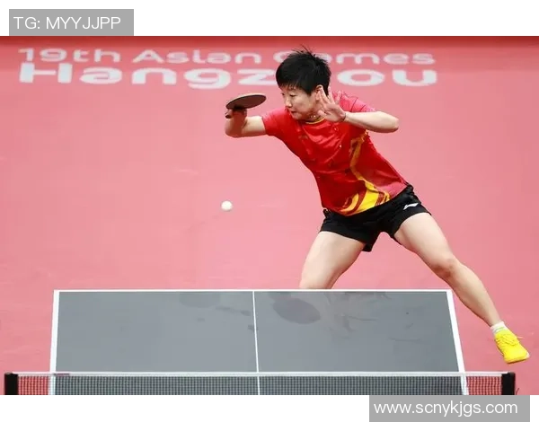 重庆羽毛球队在亚运会上的逆袭之路展现拼搏精神与团队力量